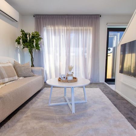 Stylish 2-Bedroom Haven Next To Hagley Park Крайстчёрч Экстерьер фото
